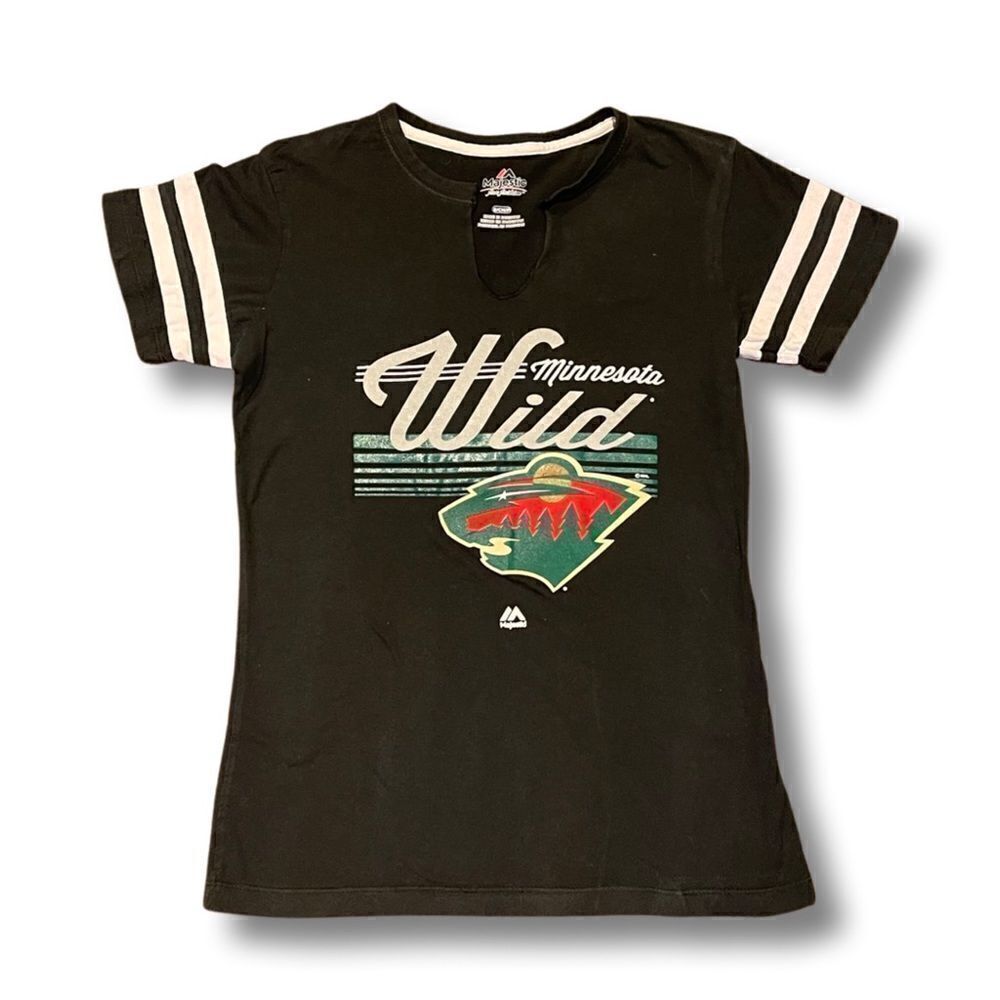 Majestic Women's/Juniors Minnesota Wild Net V-Notch T-Shirt • Small